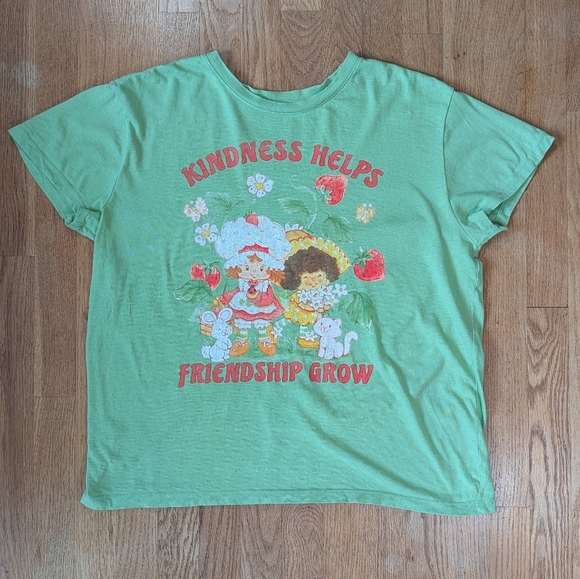 🍓 Strawberry Shortcake Tee – “Kindness Helps Friendship Grow” 🍓 - Picture 1 of 7